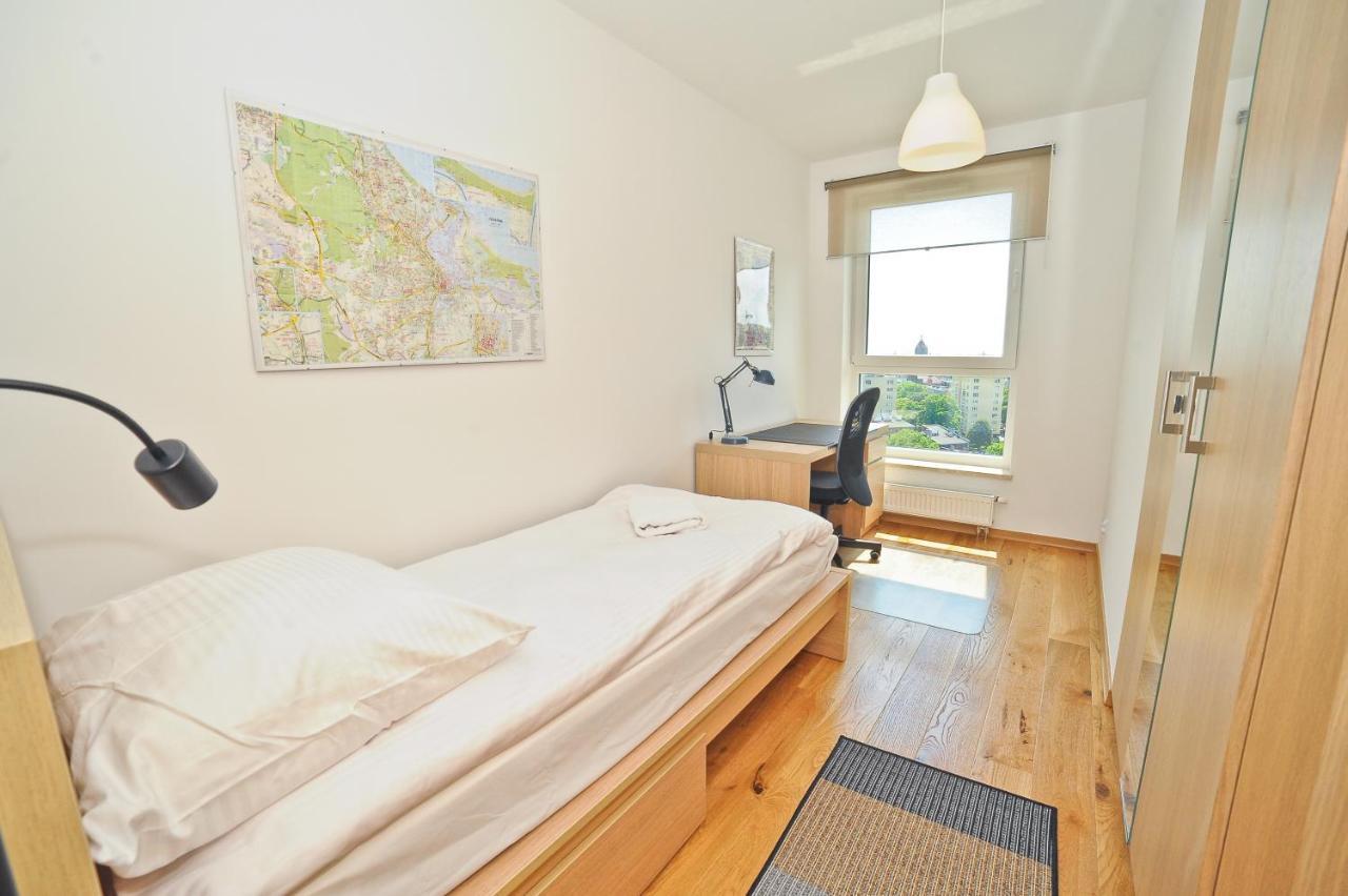 Grand Apartments - Three Bedrooms With Panorama Of The Old Town Гданьск Экстерьер фото