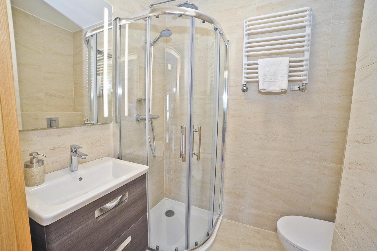 Grand Apartments - Three Bedrooms With Panorama Of The Old Town Гданьск Экстерьер фото