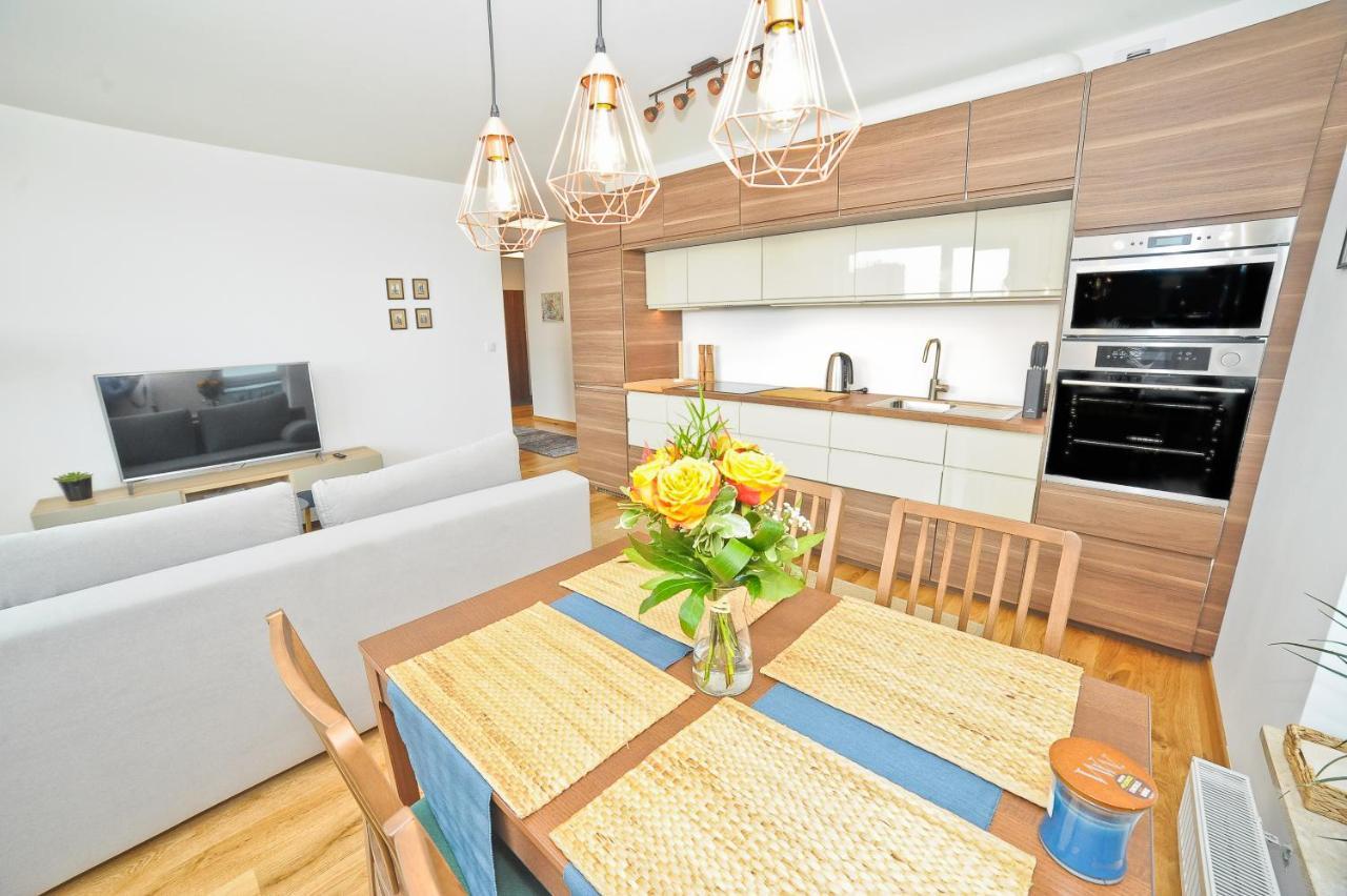 Grand Apartments - Three Bedrooms With Panorama Of The Old Town Гданьск Экстерьер фото