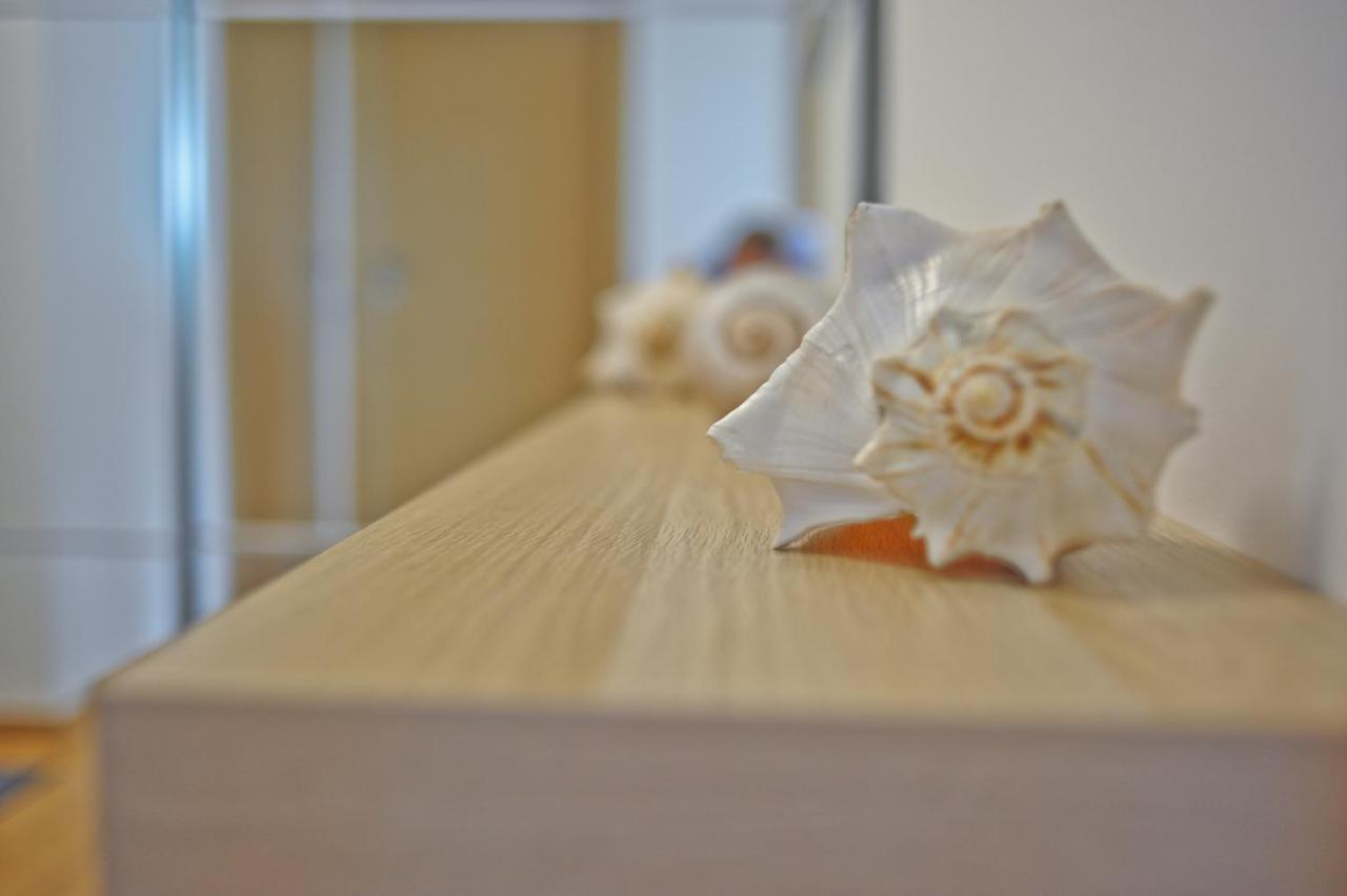 Grand Apartments - Three Bedrooms With Panorama Of The Old Town Гданьск Экстерьер фото